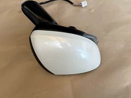 зеркало правое Toyota Tank Roomy M900A M910S