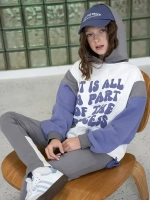 Спортивный костюм для девочки серый