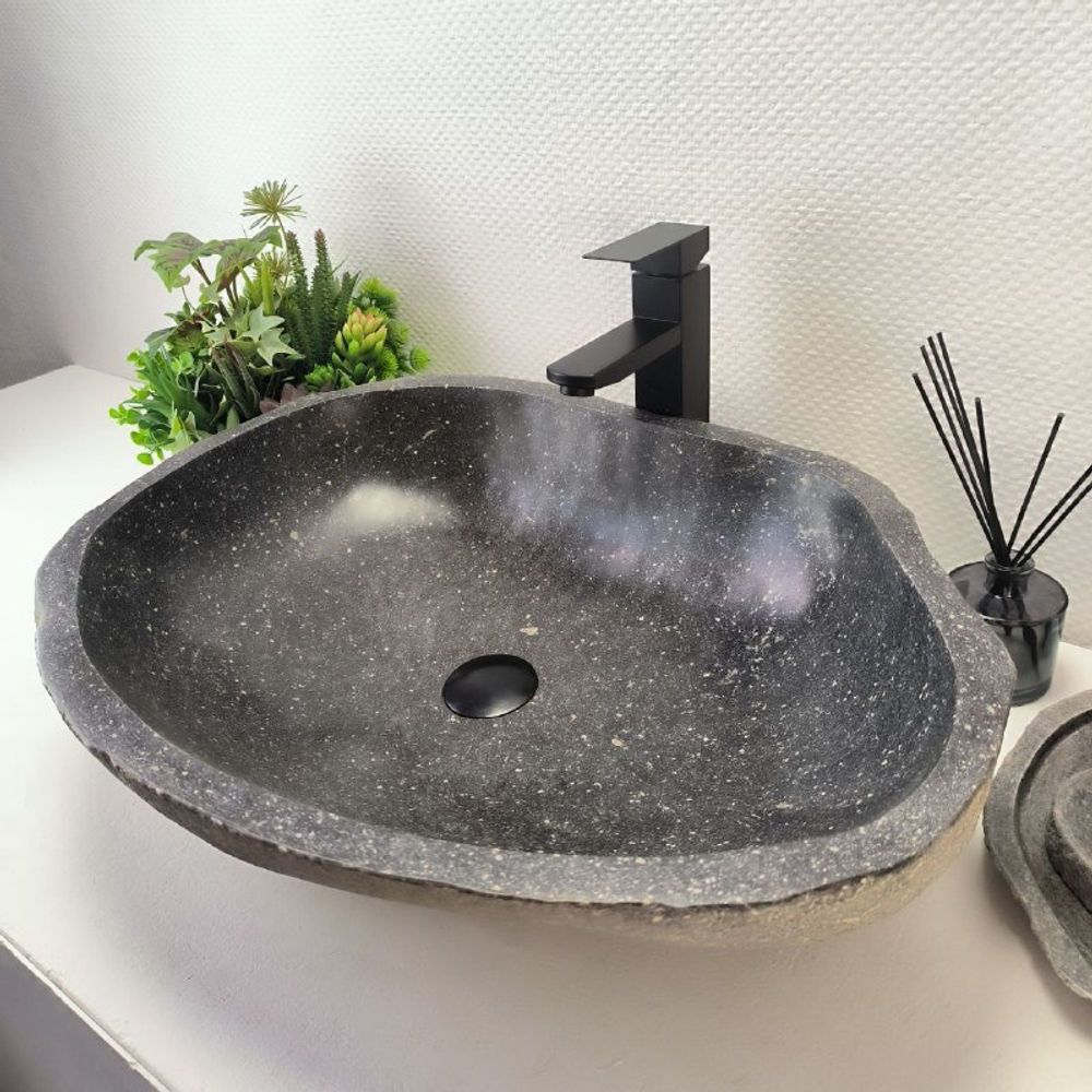 Каменная раковина из речного камня RS-63510 (63*37*16) 0124
