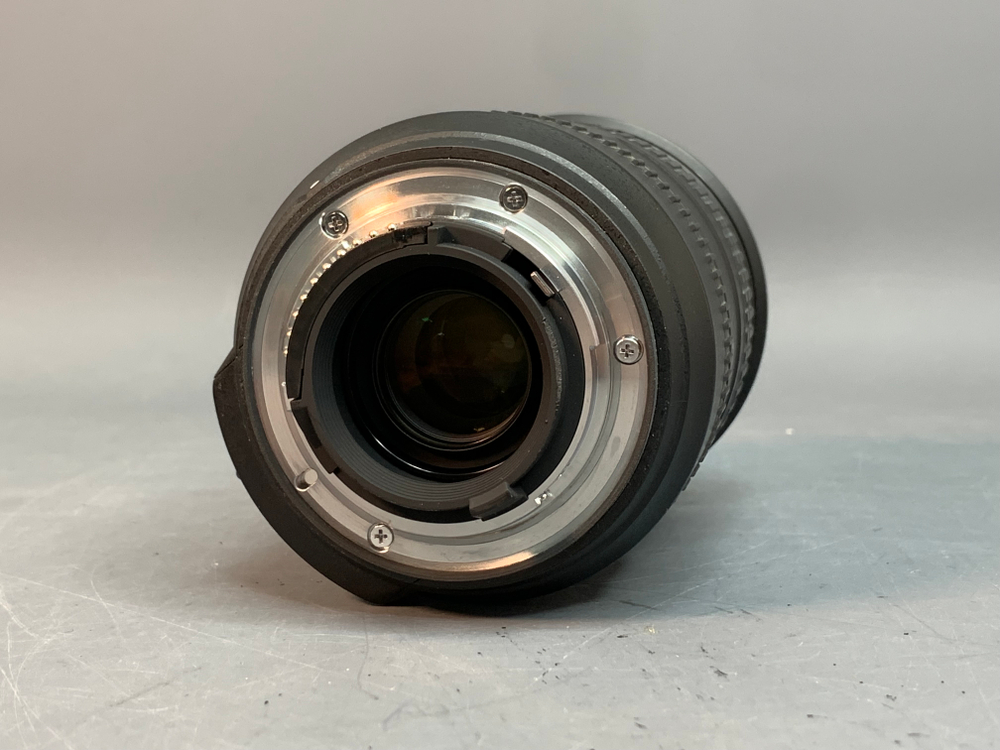 Nikon 18-200mm 3.5-5.6G ED AF-S VR II DX