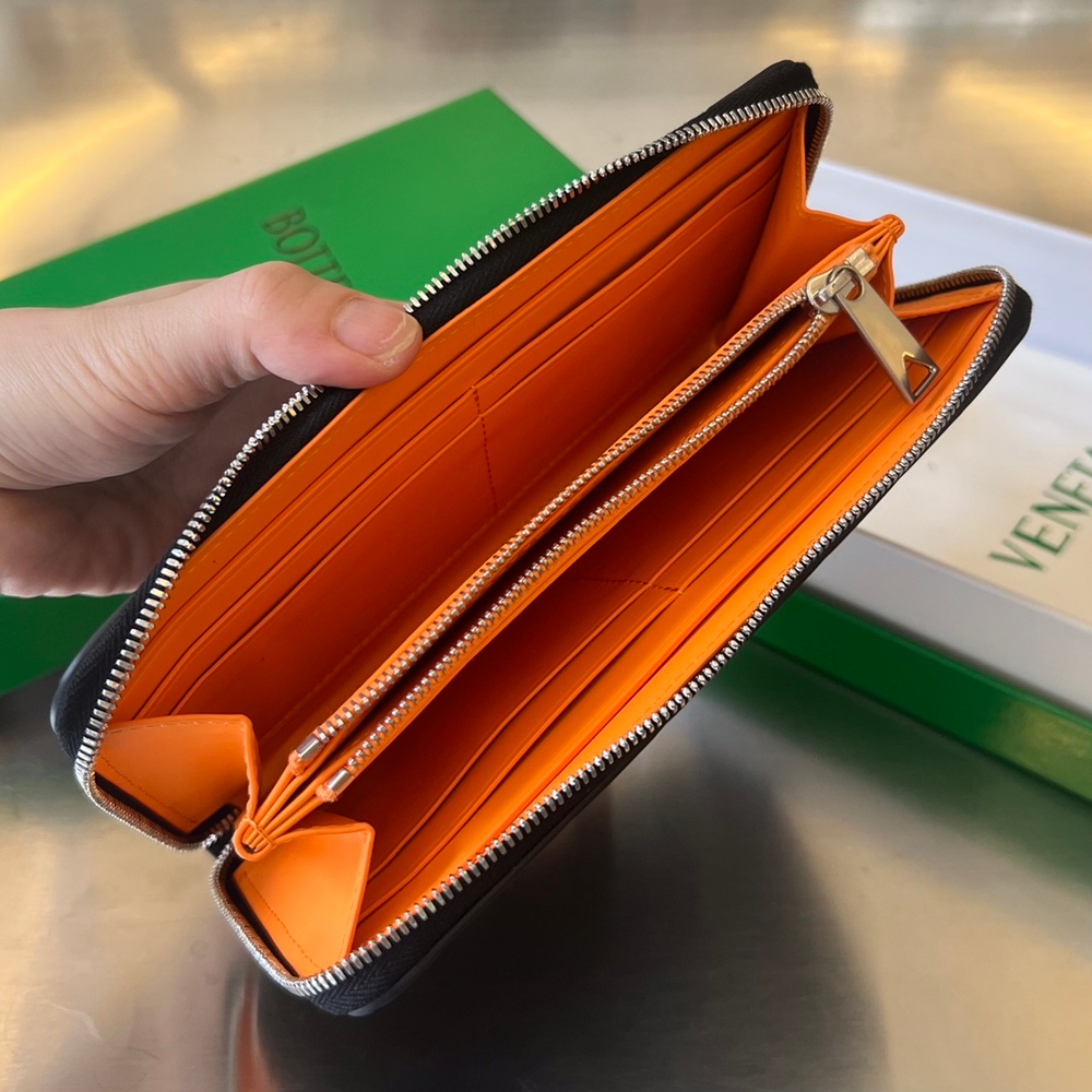 Bottega Veneta Zip Around Wallet