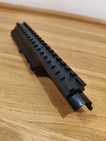 Ствольная крышка с вивер-планкой (пикатинни) на АК-образующие.