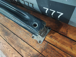 Усилитель заднего бампера Skoda Octavia 3 (A7) 13-20 Б/У Оригинал 5E5807305