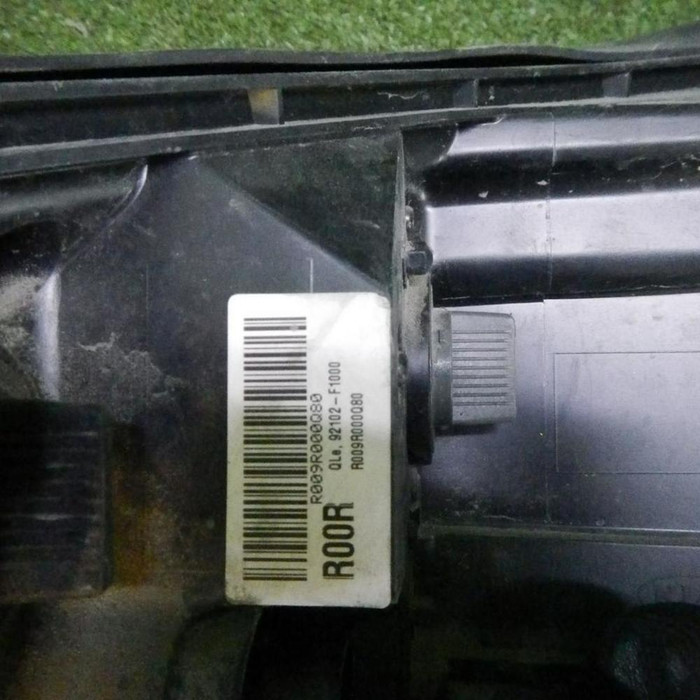 Фара правая Kia Sportage 4 QL (2016-2018) галоген