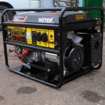 Электрогенератор бензиновый Huter DY6500LX 64/1/7