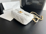 Chanel Flap 18 cm