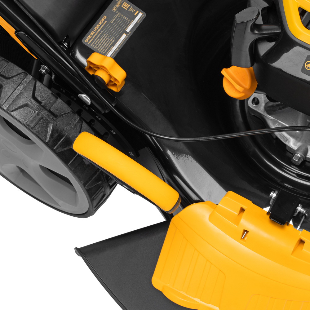 Бензиновая газонокосилка GLT-460SP-T, Trike 149 см3, 46 см, привод, панель, 60л Denzel