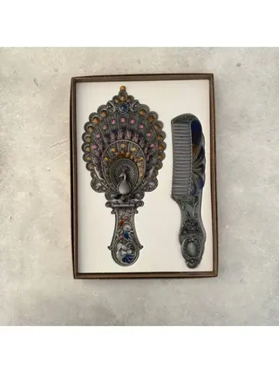 Зеркало с гребнем 2