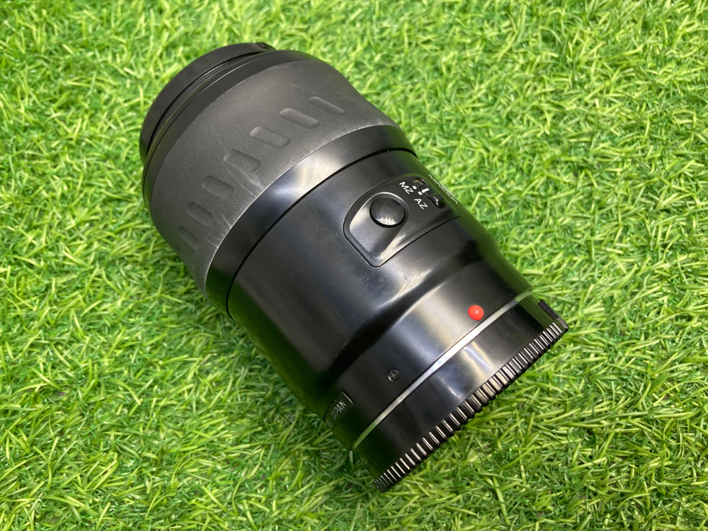 Minolta AF 100-300mm xi 4.5-5.6