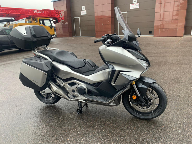 Honda Forza 750, 2022