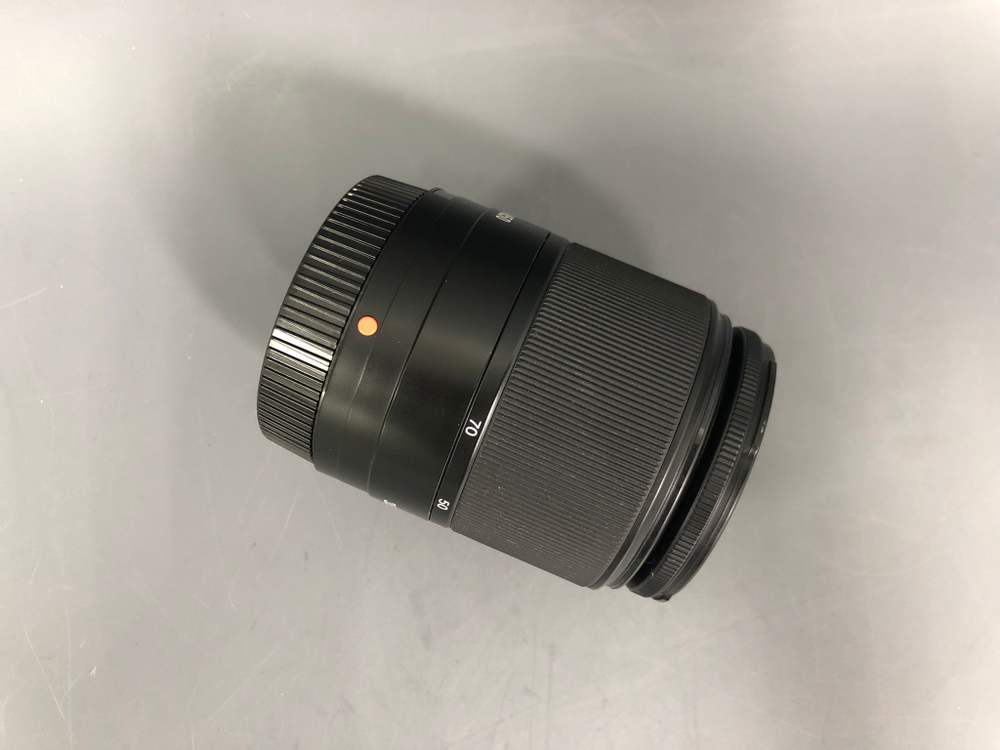 Sony DT 18-70mm 3.5-5.6