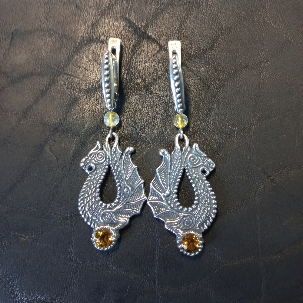 Серьги длинные "Драконы"