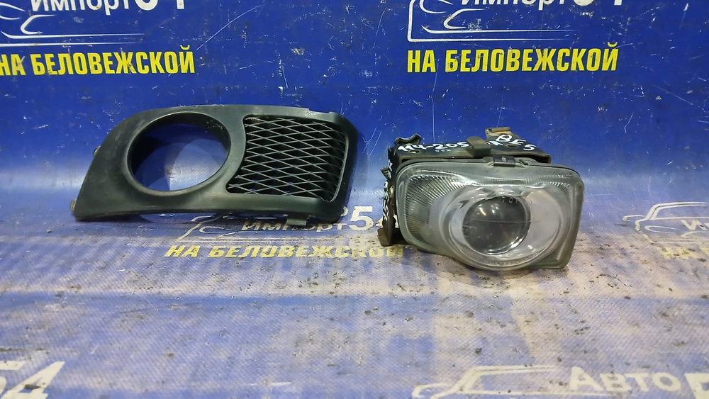 Туманка правая SUBARU LEGACY 1998-2001