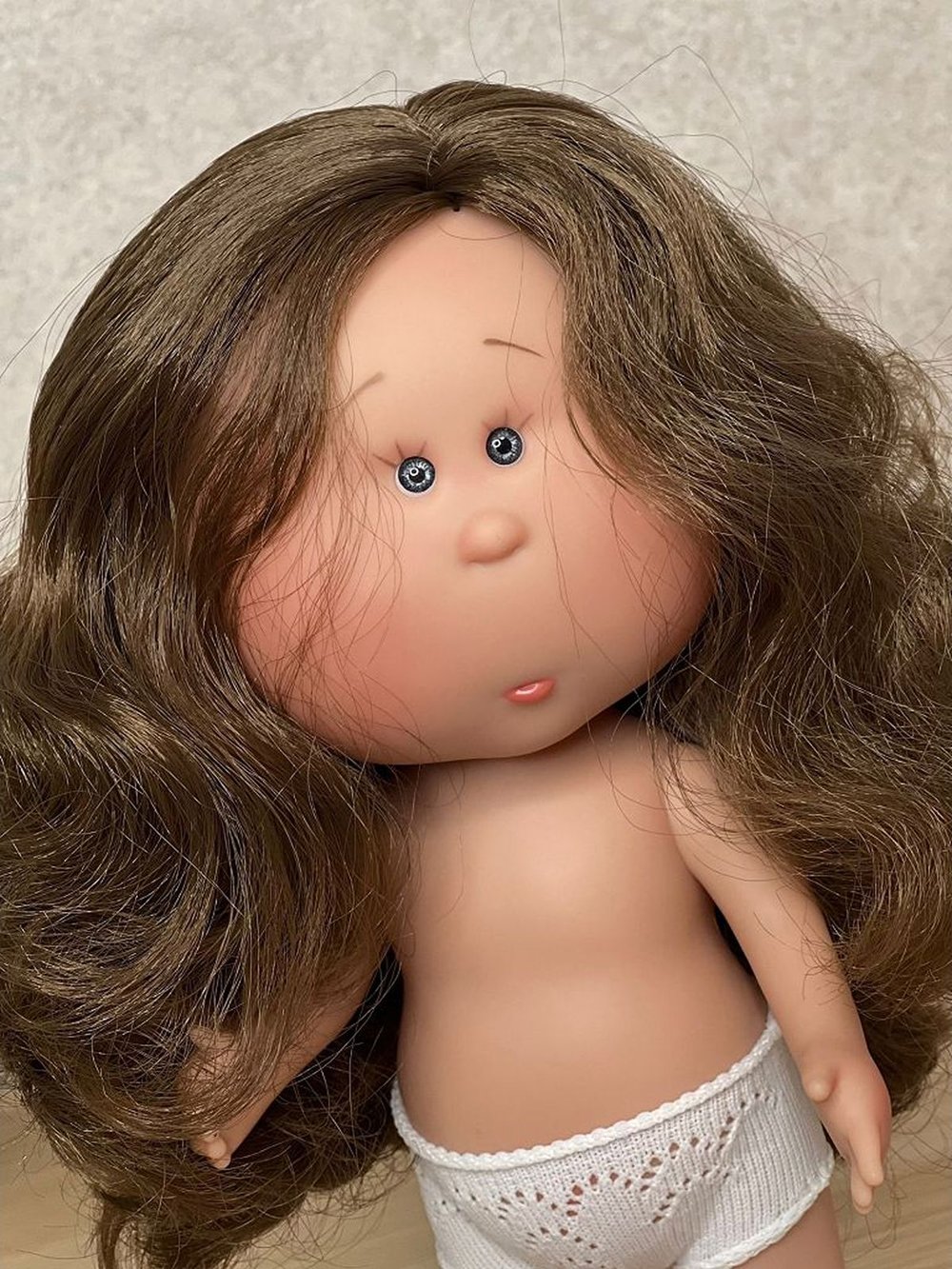 Кукла Nines виниловая 30см MIA без одежды (3000W8A)