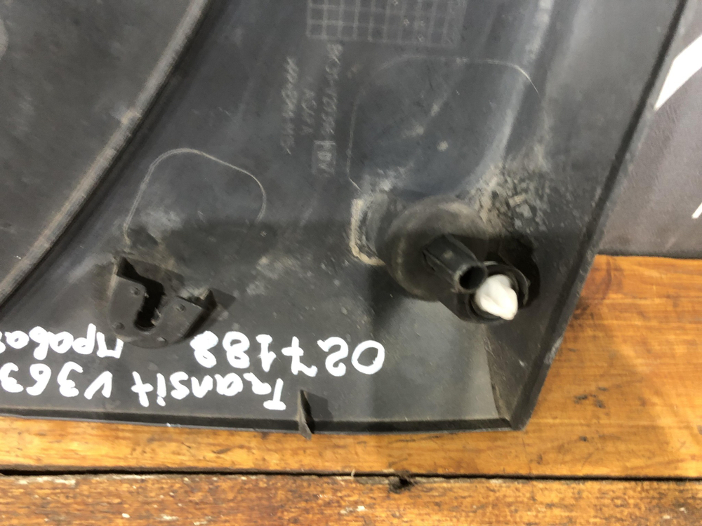 Накладка крыла заднего правого Ford Transit 7 14-нв Б/У Оригинал bk31v29396adw