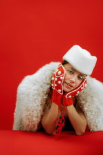 Красные варежки «Божья коровка»