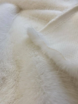 Мех искусственный песец белый средневорсовый 35 мм