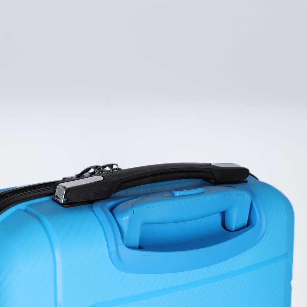 Чемодан 461 / Цветной / Полипропилен