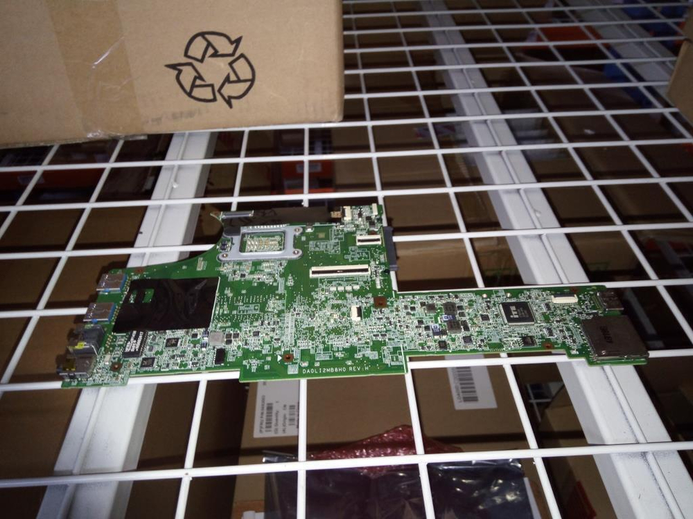 Материнская плата для ноутбука Lenovo ThinkPad Edge E130 Intel core i3-3217U W8P (04Y1012), оригинал