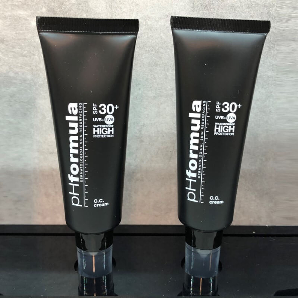 C.C. cream Waterproof SPF30+ Dark - Корректирующий крем влагоустойчивый SPF 30+ (темный тон)