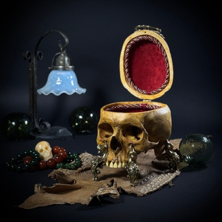 Шкатулка - череп