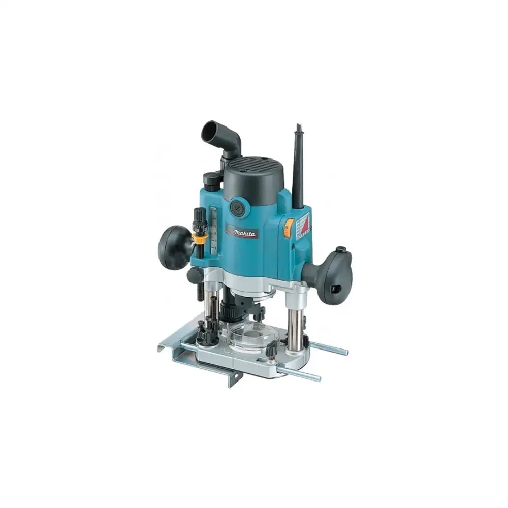 Фрезер Makita RP1110C