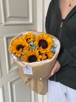 Букет из подсолнухов