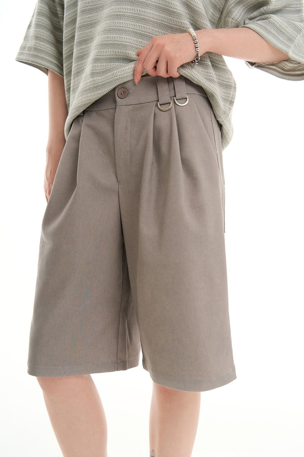 Шорты Issaya Bermuda Loose бежевые