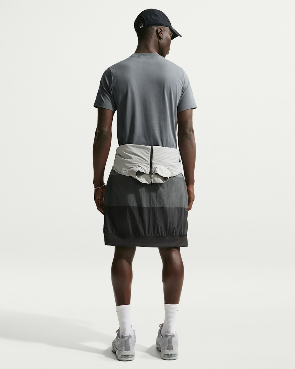 Футболка мужская NIKE U NSW TEE STD NIKE AIR PATCH