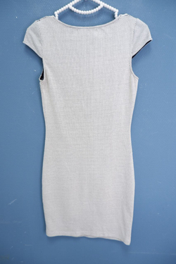 Платье Bershka интересное 42 размер