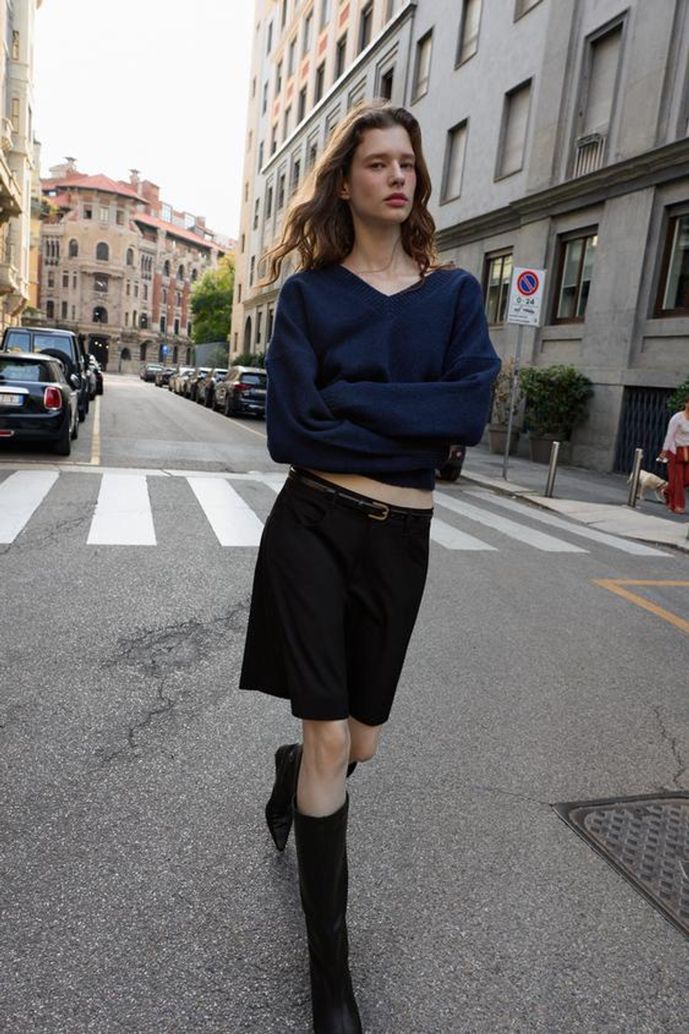 ZARА ДЛИННЫЕ БЕРМУДЫ КЛЕШ, ЧЕРНЫЙ