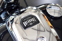 Harley-Davidson BREAKOUT 117
