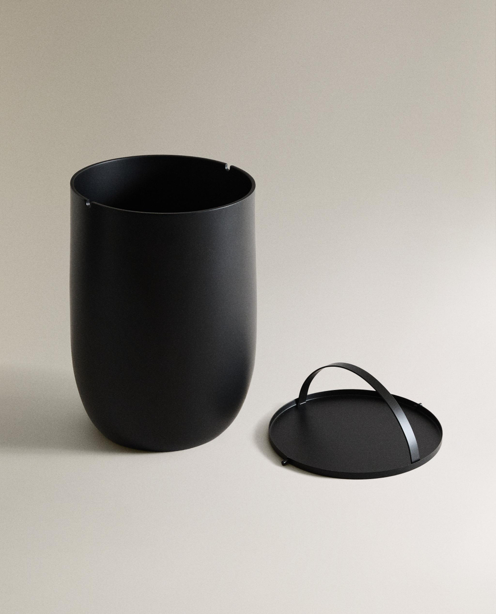 Zara Home ведро для мусора, смола, чёрный · 2519/743