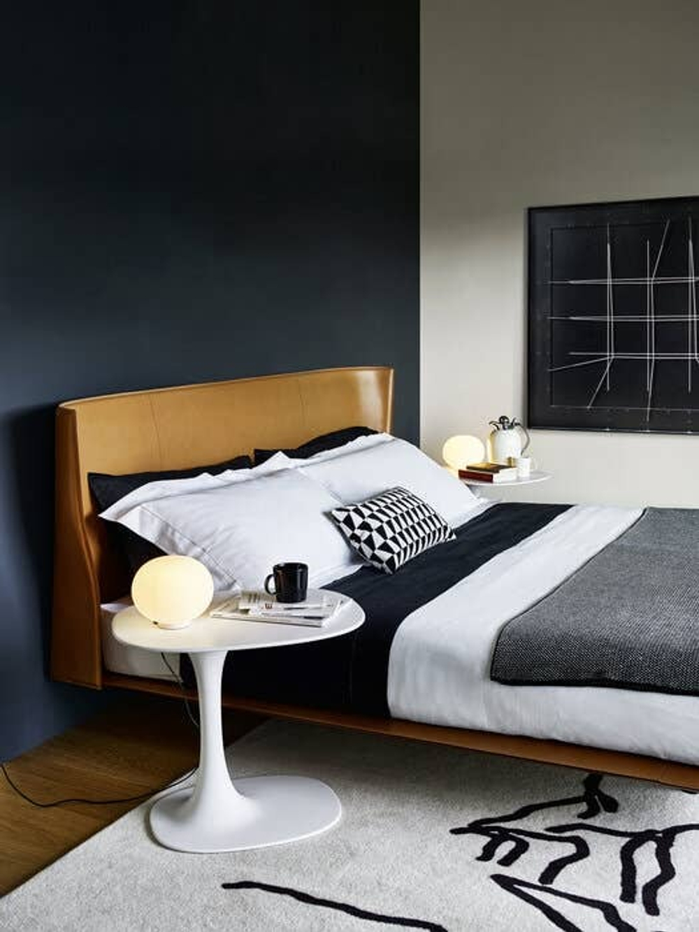 Столик B&B Italia Awa