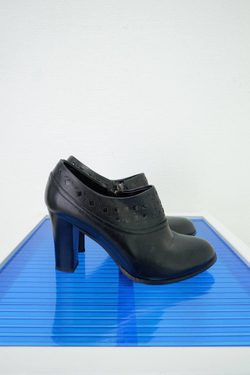 Туфли на устойчивом каблуке 39 размер