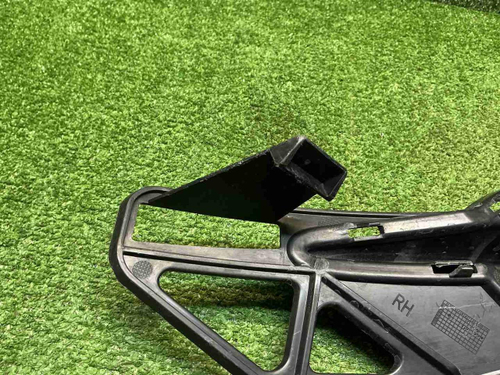 Решетка перед. бампера Mercedes GLE c167 23-нв AMG