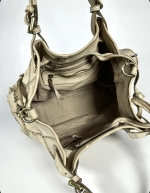 Женская сумка из натуральной винтажной кожи цвета ivory