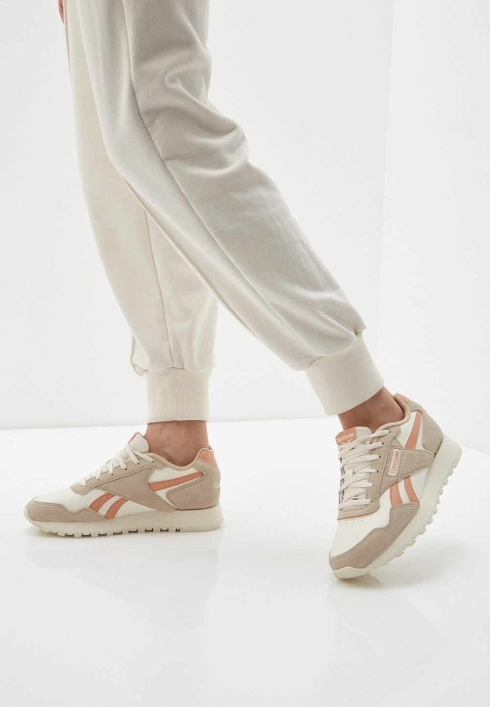 Кроссовки женские REEBOK CLASSIC LEATHER