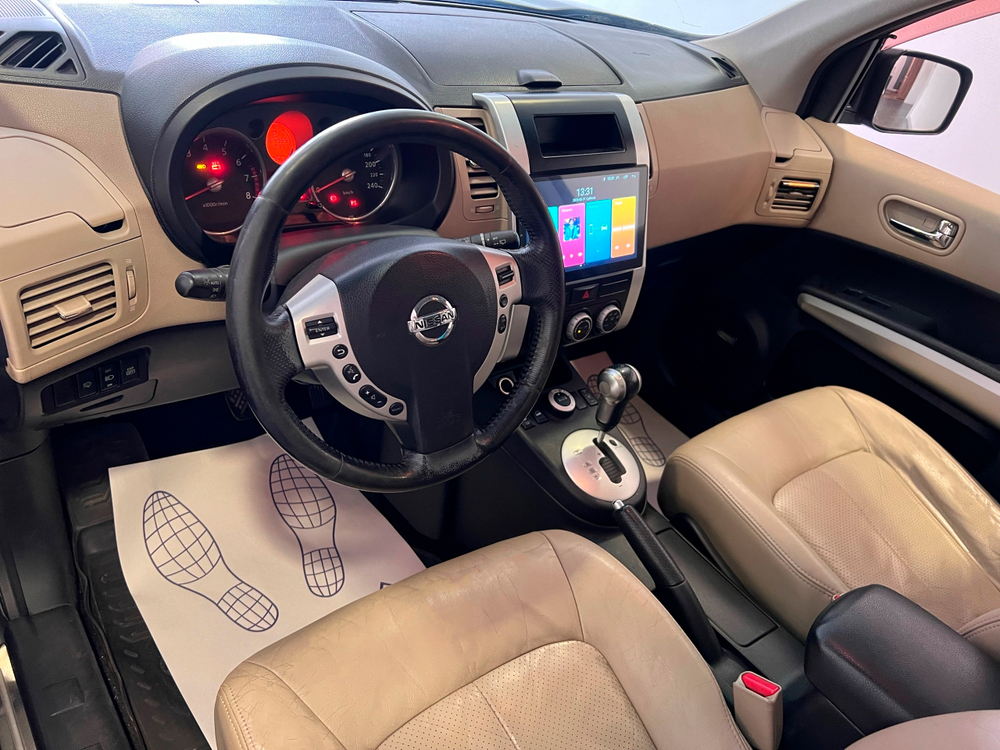 Nissan X-Trail, 2010 год
