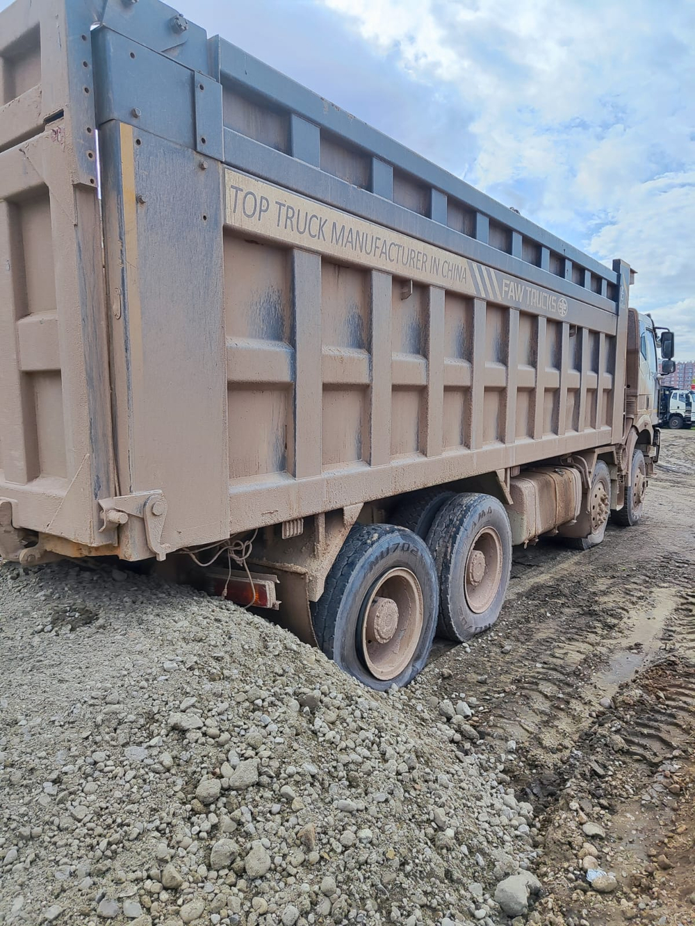 FAW J6 8x4 Самосвал СА3310Р66K24T4E5 (Дизельный, 11,1 л, 420 л.с., МТ)