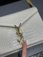 YSL Cassandra Medium 22 cm