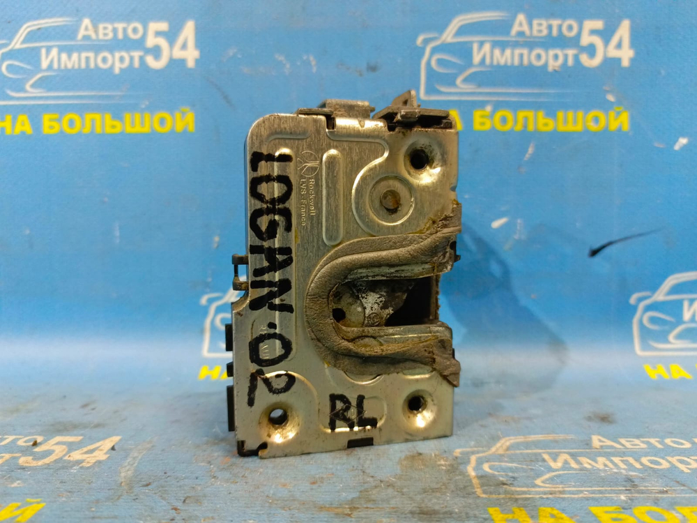 Замок двери задней левой RENAULT LOGAN 2011