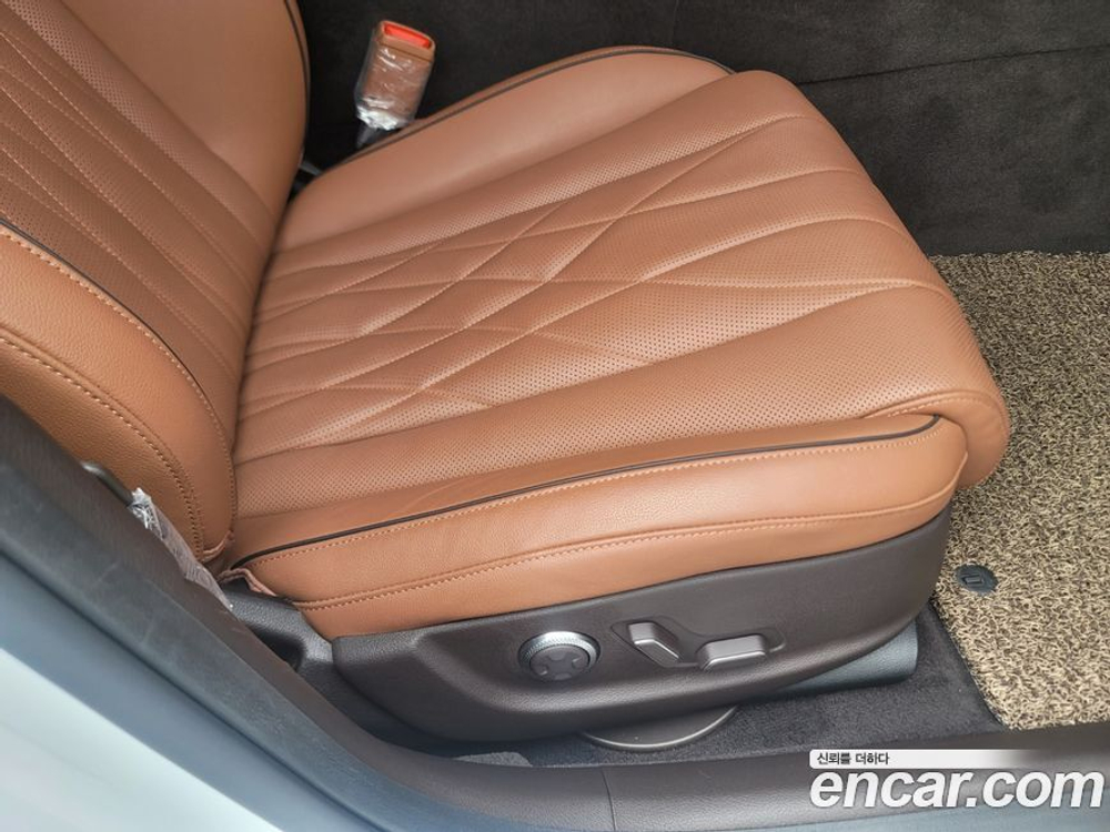 Genesis G80 (RG3) Бензин 2.5 Turbo AWD (12.2022)
