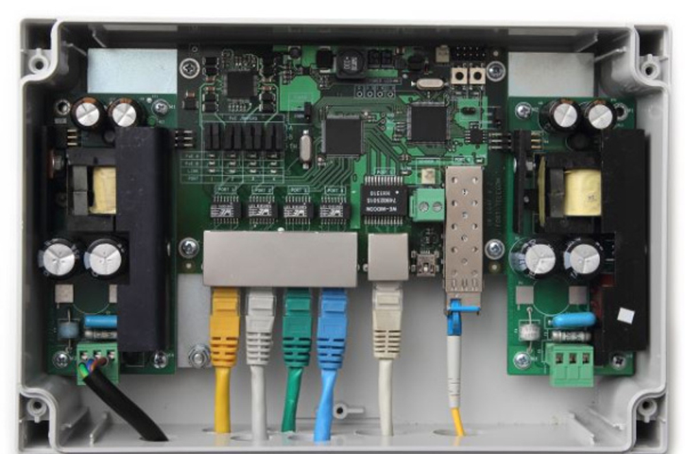 Коммутатор TFortis PSW-1G 4F