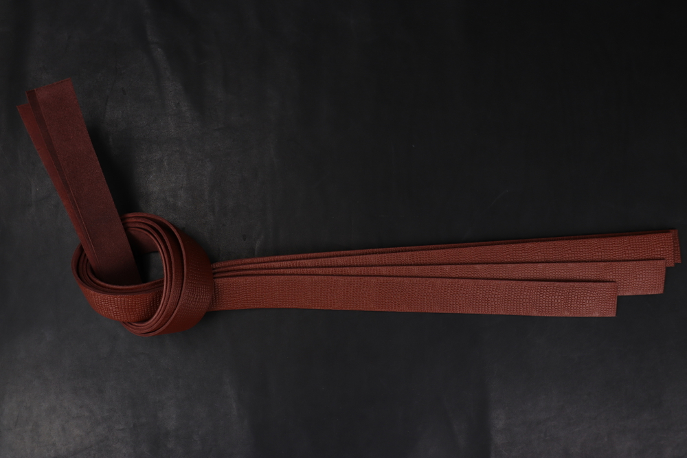 Ременная заготовка Красно-коричневая с лицевой отделкой + плита Геккон