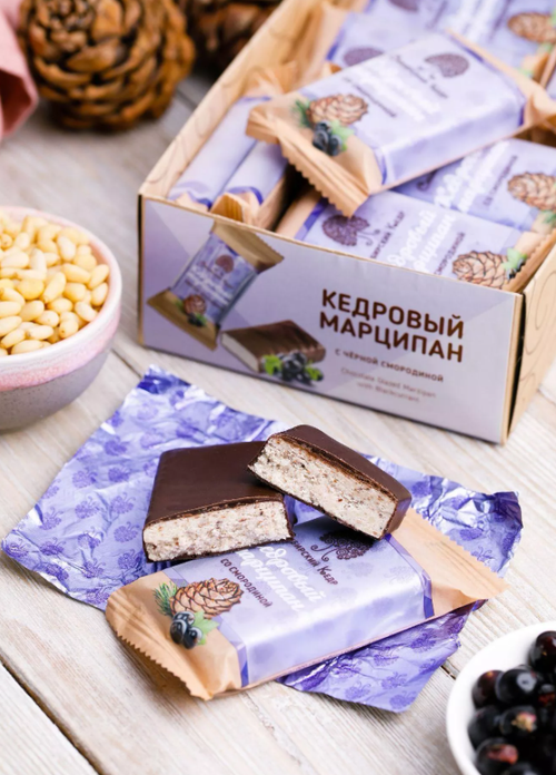 Кедровый марципан с Смородиной / шоу-бокс / 18 шт / 720 г / ТМ Сибирский кедр