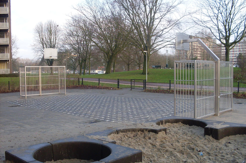 Ворота для минифутбола и стритбольная стойка  из нержавеющей стали