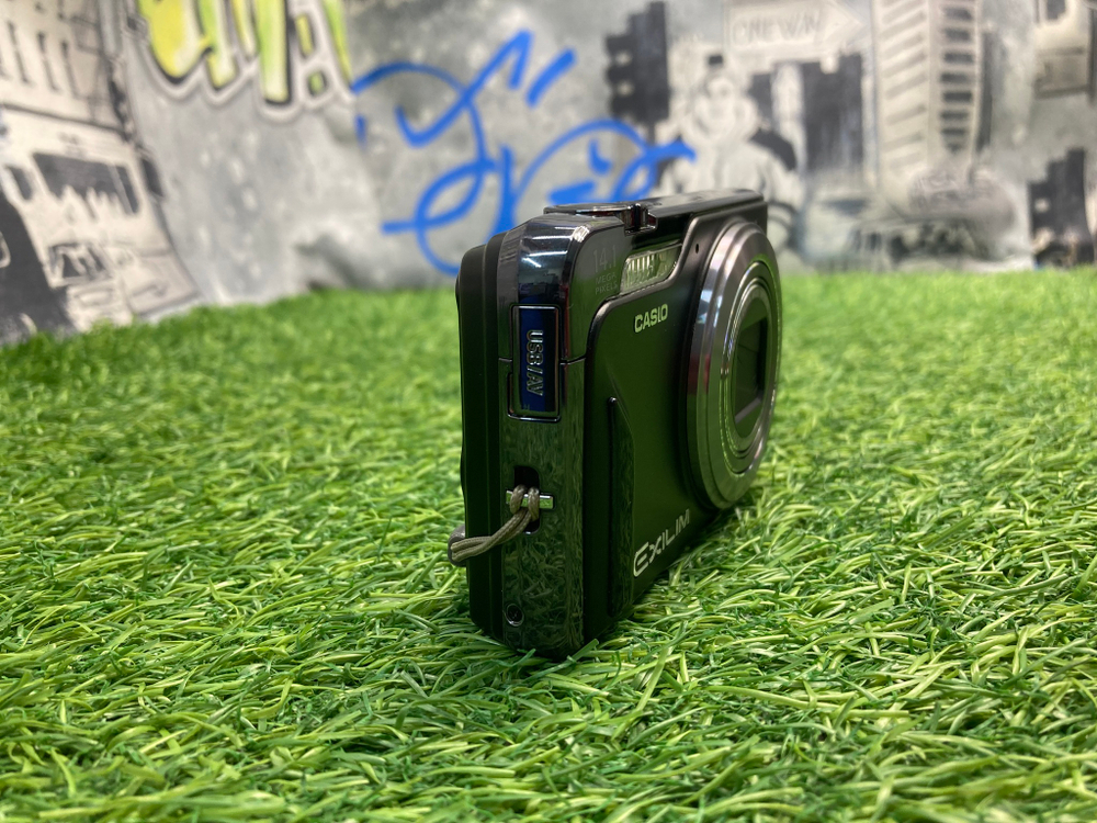 Casio Exilim EX-H15