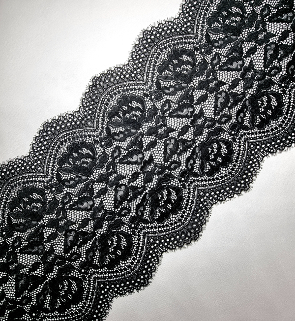 Кружево эластичное чёрное с ресничками К128