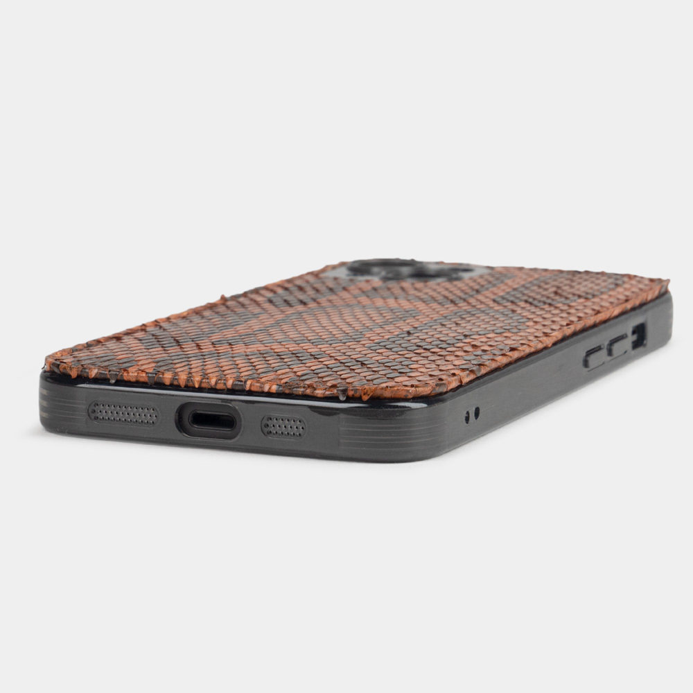 Чехол для iPhone 14 из кожи питона, цвета коньяк